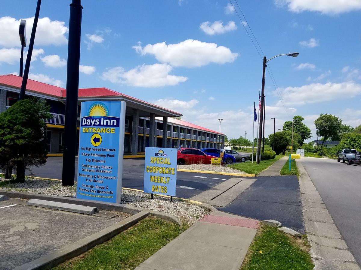 Days Inn By Wyndham Richmond Eksteriør bilde